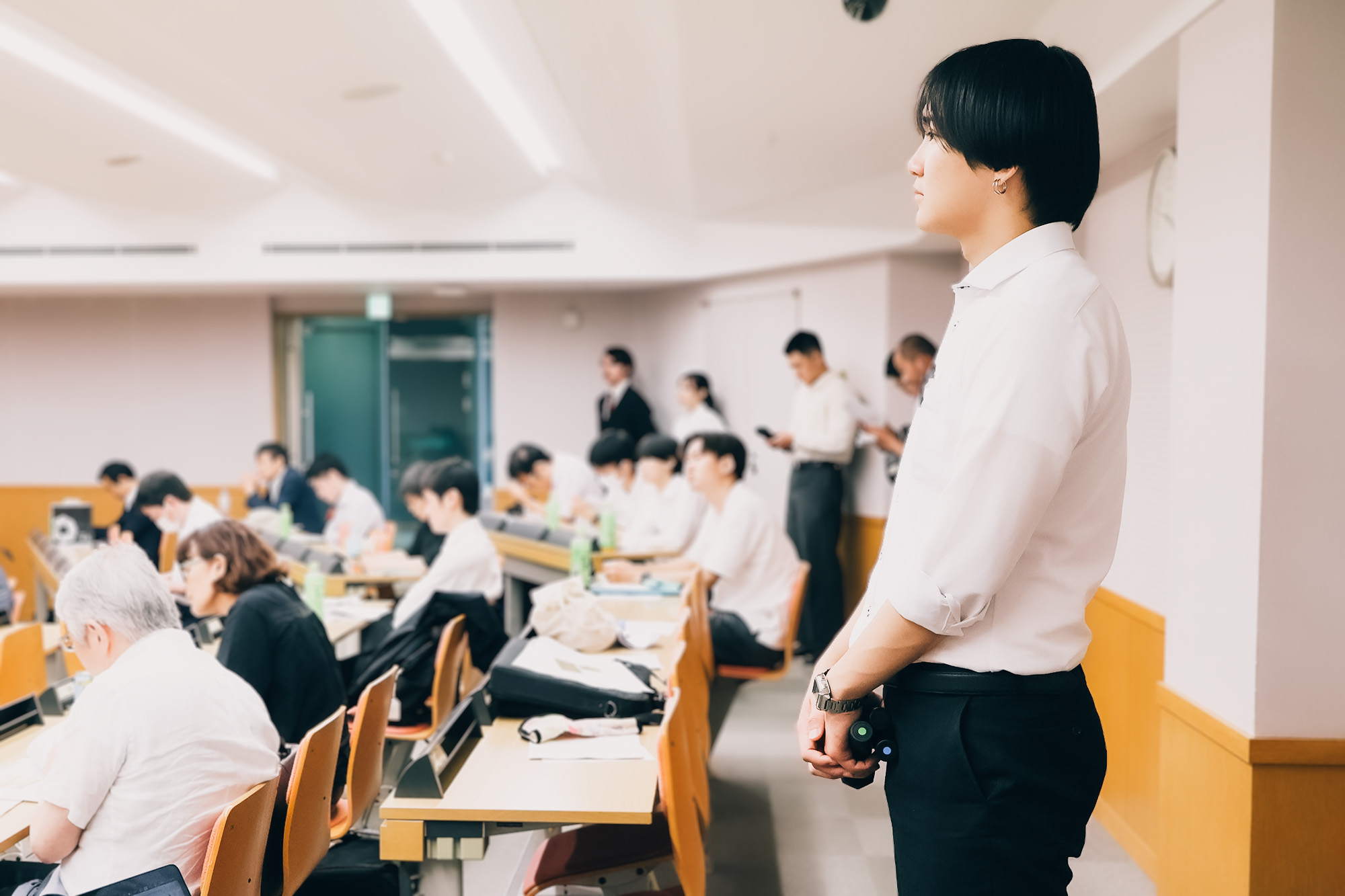学生たちが学びを深めた学会運営の現場 —— 第161回和漢比較文学会例会（東部・人文学部日本文化学科共催）