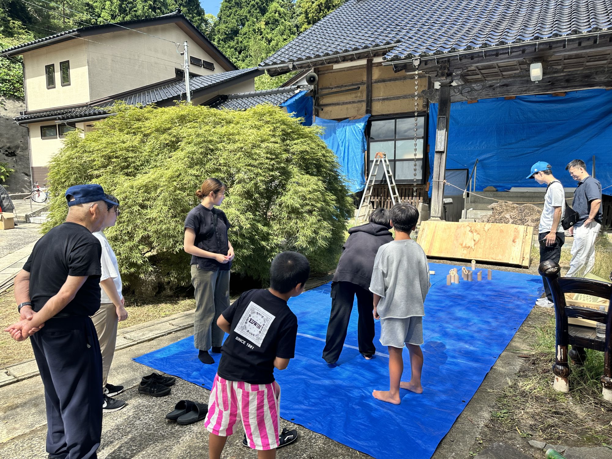 「つなぐマーケット」ではモルック遊びなどを行いました