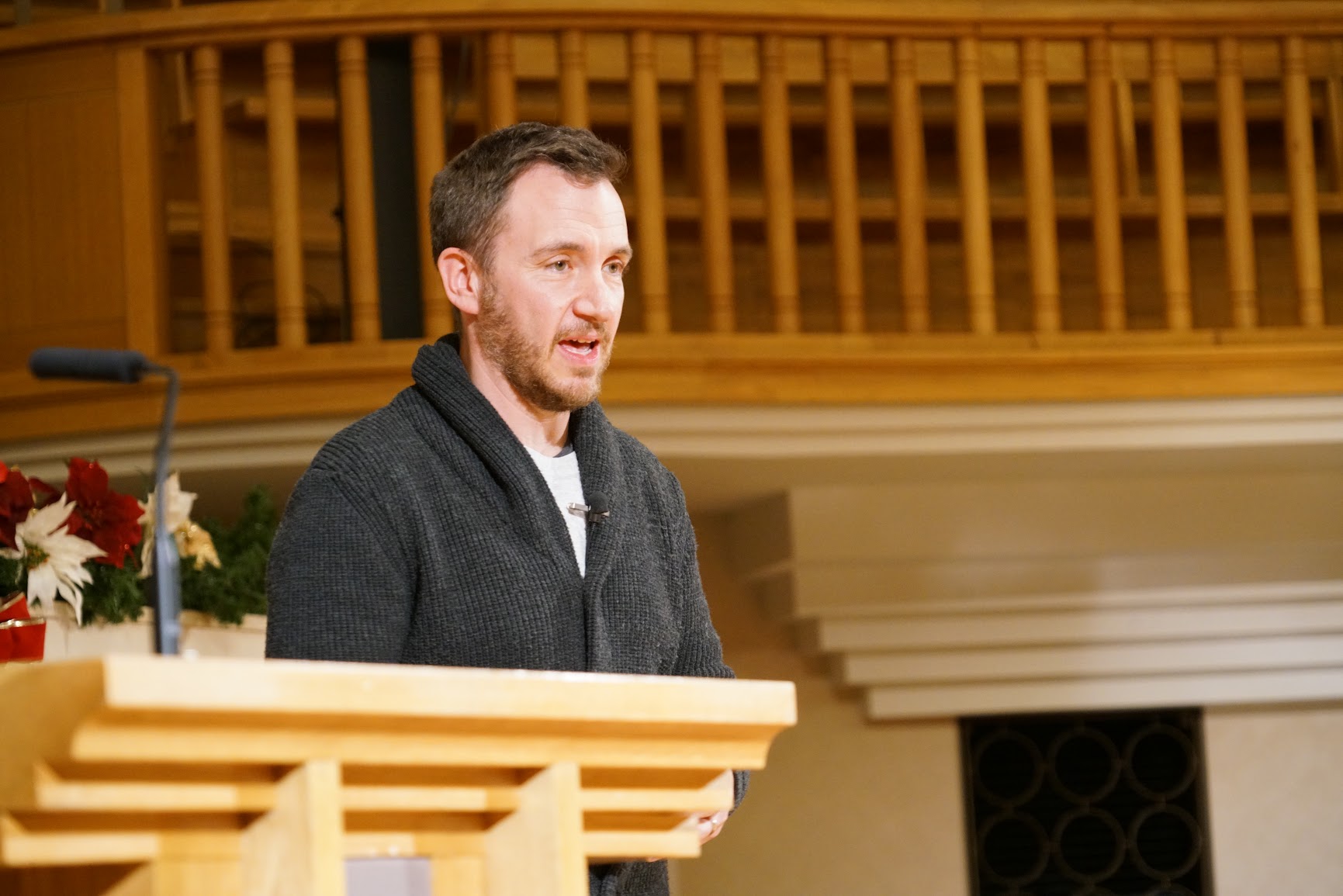 英語教育委員　ロバート ローランド欧米文化学科*准教授より