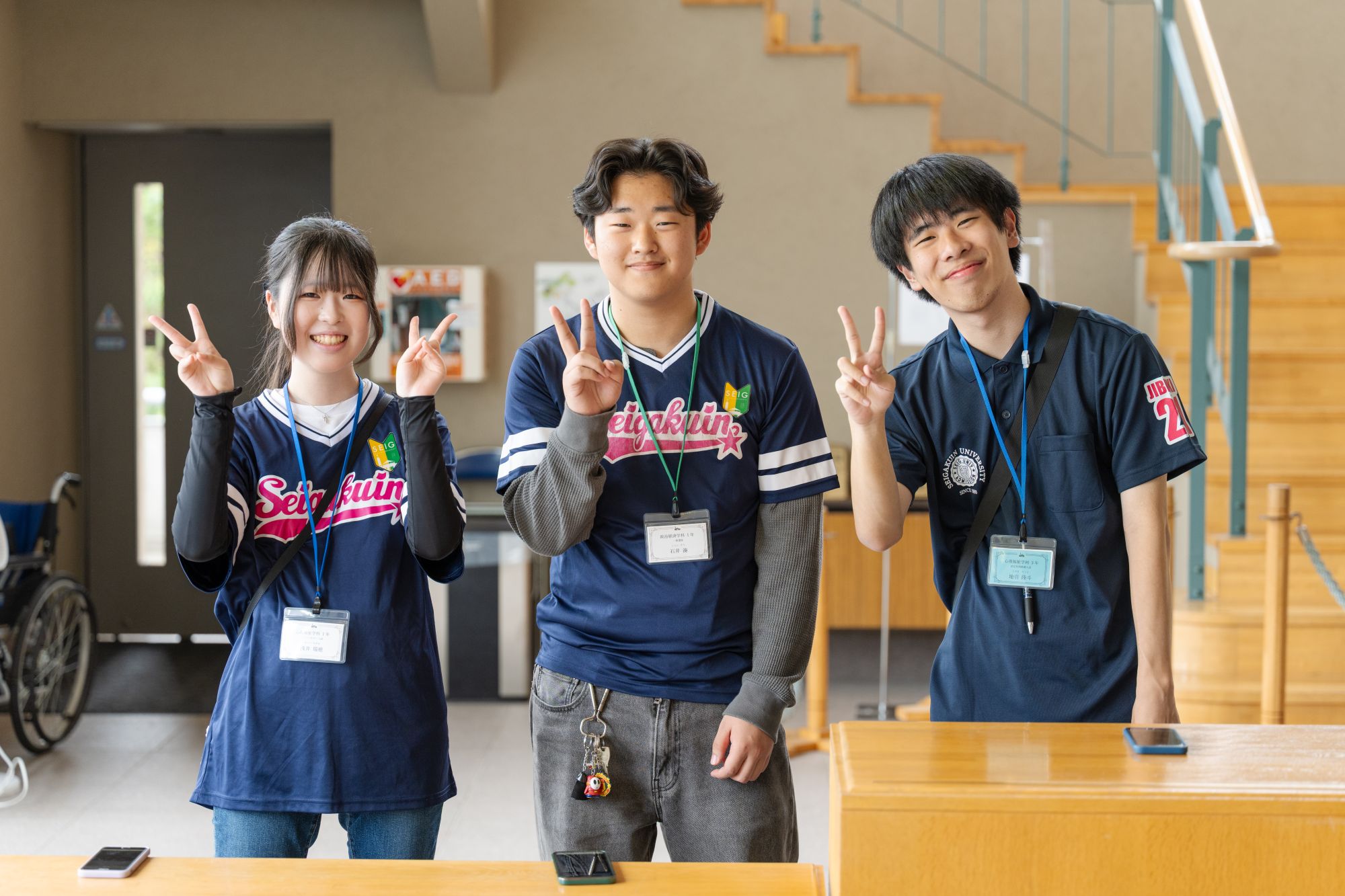 <p>オープンキャンパスってどんなプログラムをやってるの?どんなことが分かるの?この記事では、7/18(土)、8/1(土)、8/11(火・祝)、8/15(土)に開催する夏のオープンキャンパスのプログラムを紹介!!<br />
模擬講義や学科紹介はもちろん、この夏は「マイテーマを見つけるワークショップ」や「講義方式入試対策講座」、「学食無料体験」も登場。参加の検討にも、当日の予習にも役立つこと間違いなしです!</p>