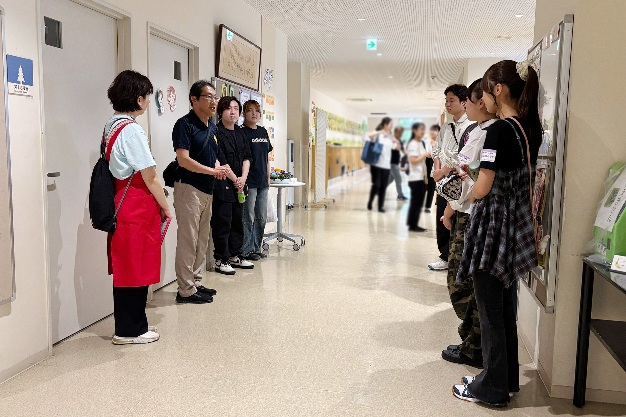 聖学院小学校の校長先生やPTAスタッフと打ち合わせ。「どうぞよろしくお願いします!」